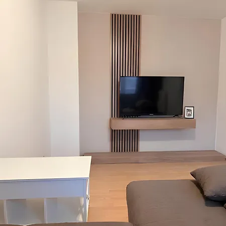 Gemuetliche Am Weinberg Mit Waschmaschine Und Trockner Kassel